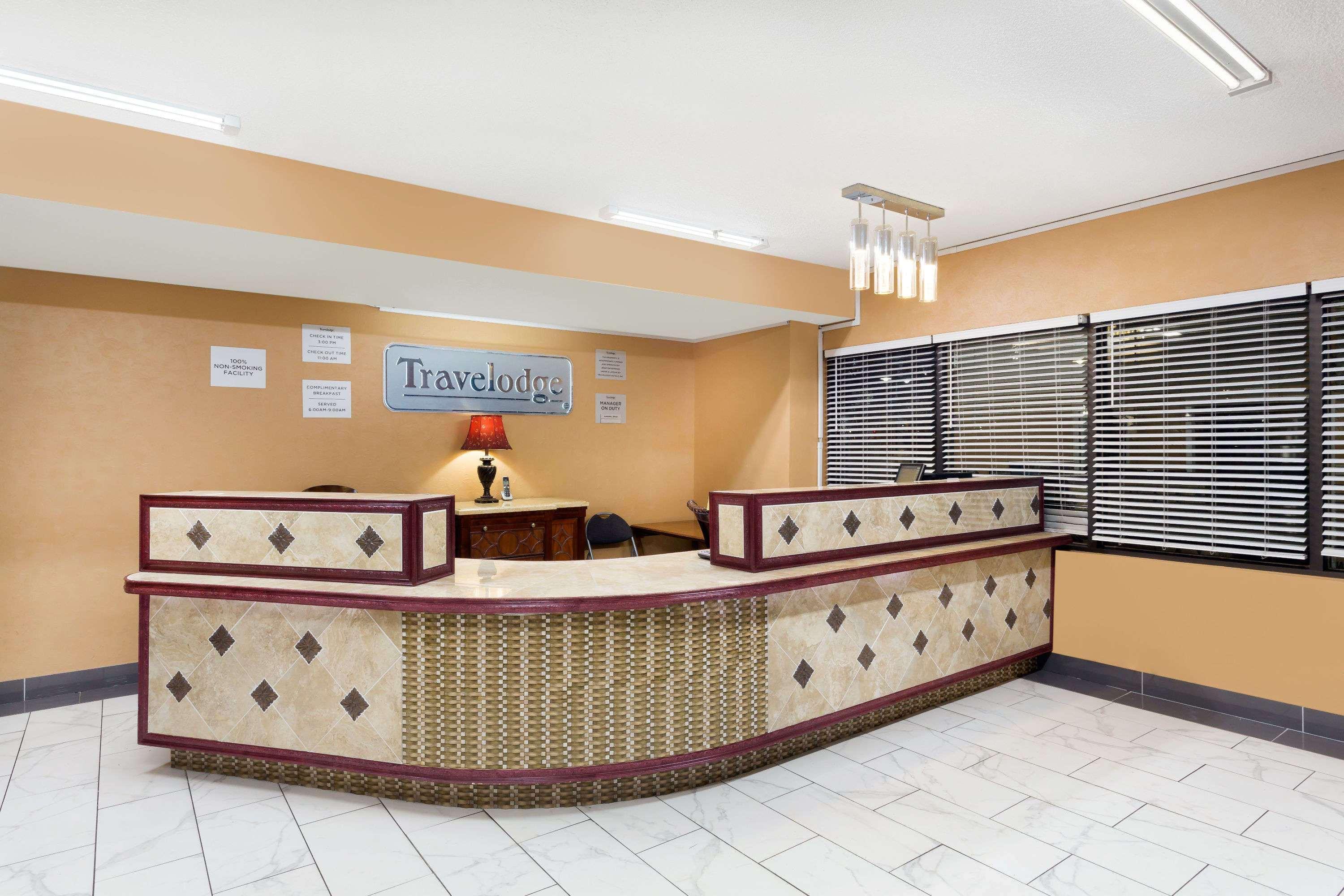 Travelodge By Wyndham Рино Екстериор снимка